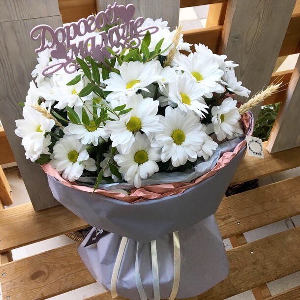 Букет ромашек, артикул F58617 - 2800 рублей, доставка по городу. Flawery - доставка цветов