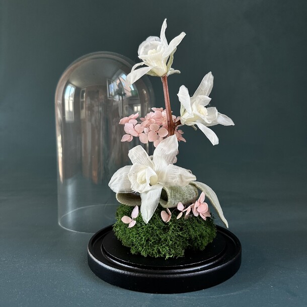 Клош «орхидея», артикул F1333160 - 10500 рублей, доставка по городу. Flawery - доставка цветов