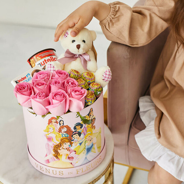 Детский букет № 16, артикул F1322676 - 8590 рублей, доставка по городу. Flawery - доставка цветов