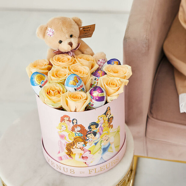 Детский букет № 22, артикул F1322687 - 7690 рублей, доставка по городу. Flawery - доставка цветов