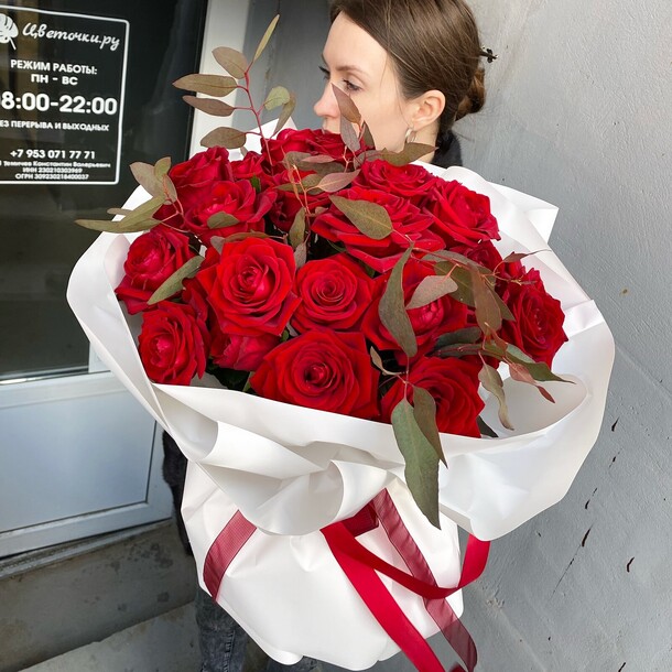 Классический, артикул F1164240 - 7100 рублей, доставка по городу. Flawery - доставка цветов