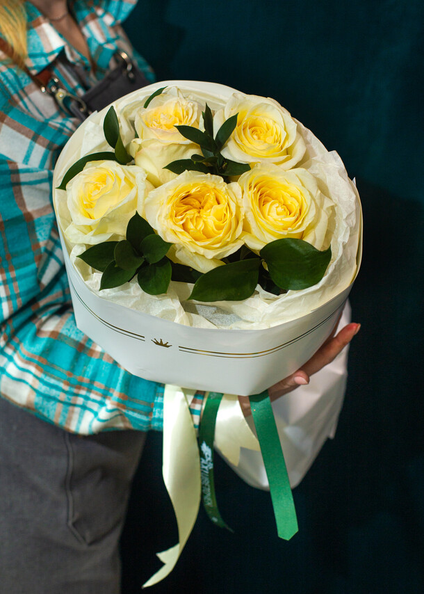 Премиум букет, артикул F1506740 - 6500 рублей, доставка по городу. Flawery - доставка цветов