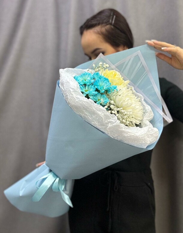 Небесный, артикул F1363376 - 2320 рублей, доставка по городу. Flawery - доставка цветов