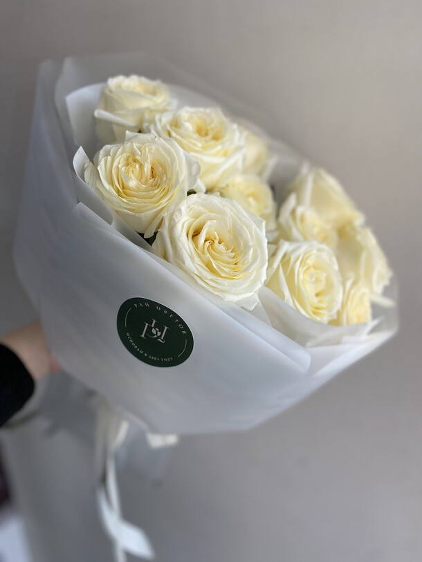 Монобукет роз, артикул F1397012 - 7700 рублей, доставка по городу. Flawery - доставка цветов