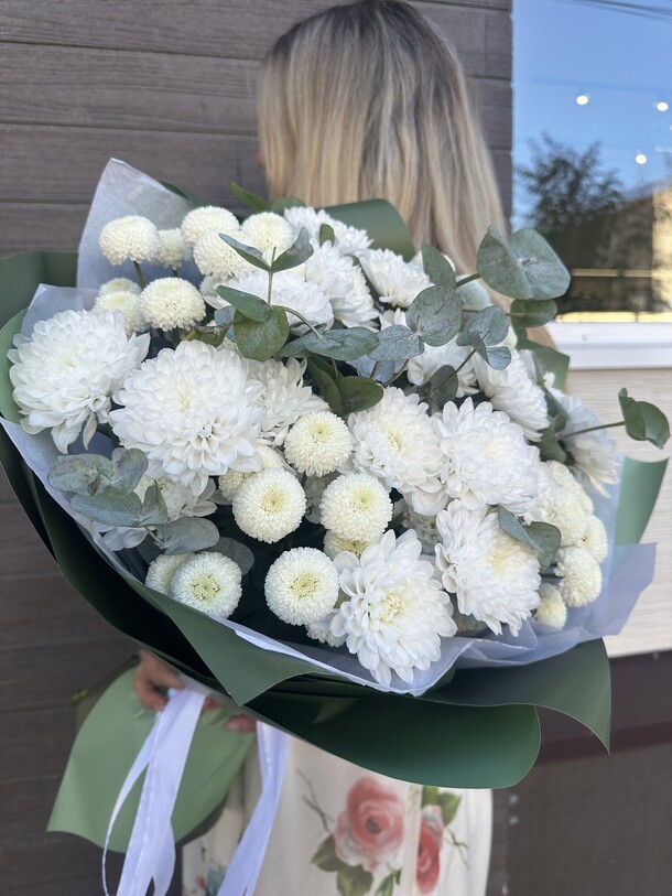 Букет «флер», артикул F1434148 - 7930 рублей, доставка по городу. Flawery - доставка цветов