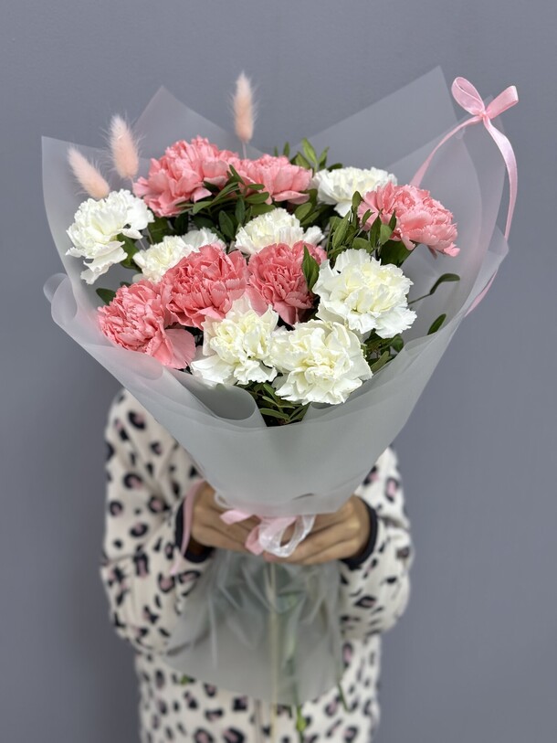 ✅букет из 13 нежных диантусов, артикул F1295332 - 4750 рублей, доставка по городу. Flawery - доставка цветов