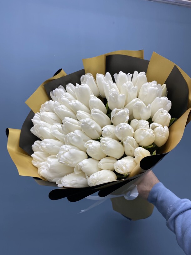 Тюльпан, артикул F1102873 - 11900 рублей, доставка по городу. Flawery - доставка цветов