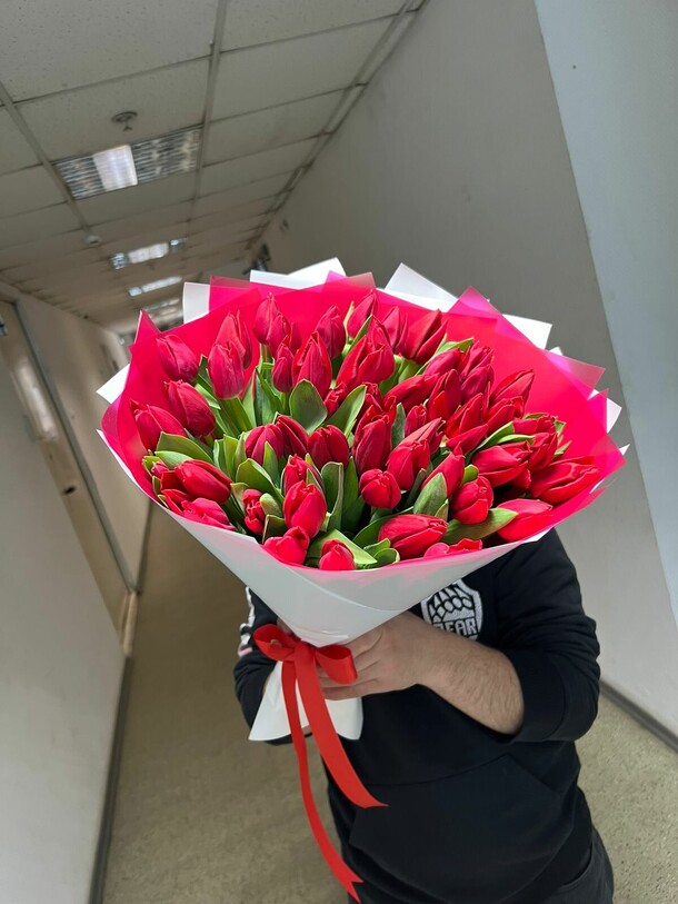 Тюльпан, артикул F1175852 - 11500 рублей, доставка по городу. Flawery - доставка цветов