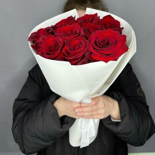 Букет 9 роз, артикул F1262941 - 4671 рублей, доставка по городу. Flawery - доставка цветов