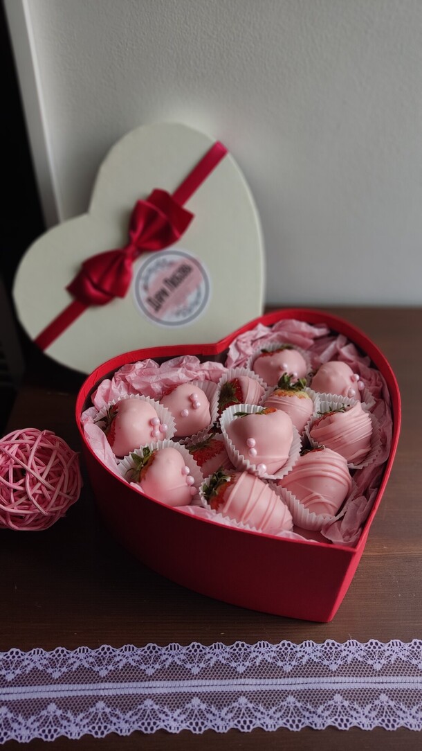 От всего сердца 400 гр, артикул F1379883 - 5837 рублей, доставка по городу. Flawery - доставка цветов