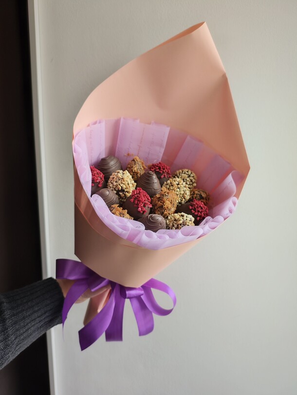 Коктейль 300 гр клубника шоколад, артикул F1392293 - 3583 рублей, доставка по городу. Flawery - доставка цветов