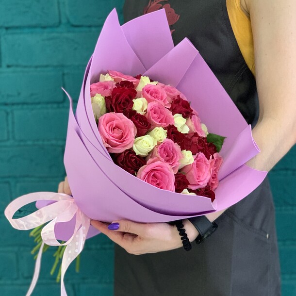 Букет из 35 роз, артикул F1408920 - 3810 рублей, доставка по городу. Flawery - доставка цветов