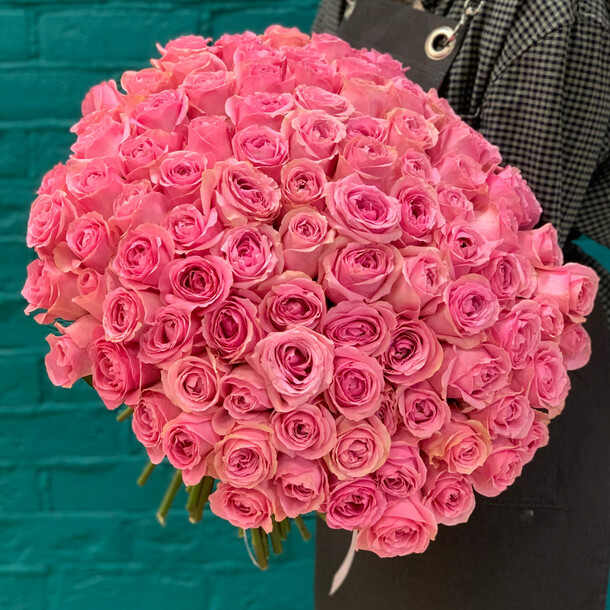 Букет из 101 розовой розы, артикул F1410150 - 29900 рублей, доставка по городу. Flawery - доставка цветов