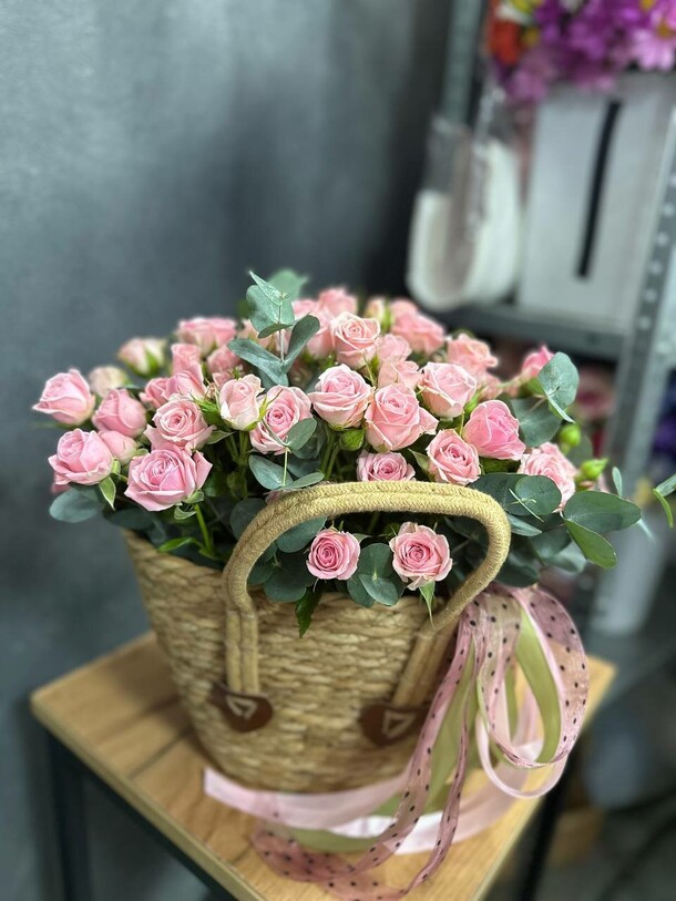 Нежная сумочка, артикул F1326709 - 7986 рублей, доставка по городу. Flawery - доставка цветов