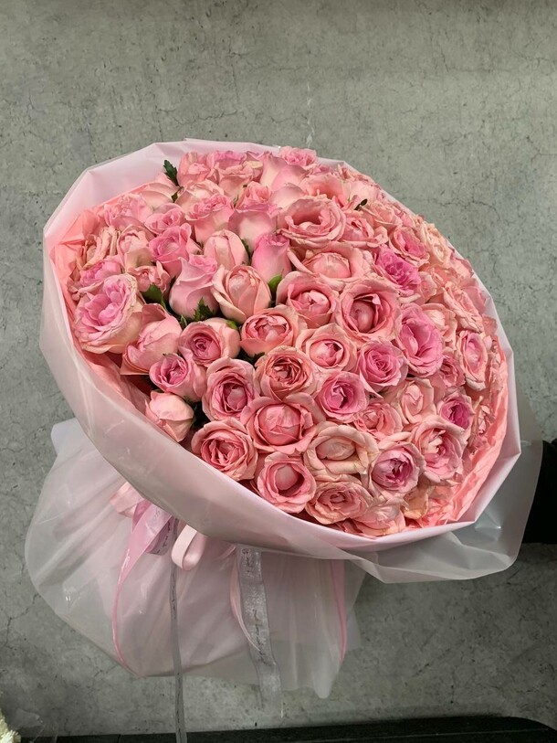 101 нежная роза, артикул F1453192 - 8490 рублей, доставка по городу. Flawery - доставка цветов