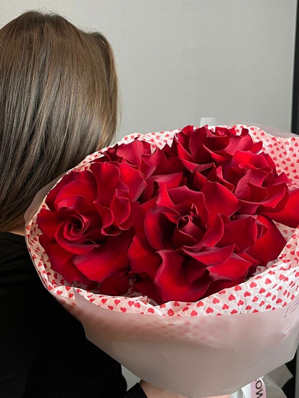 Букет love no. 6 арт 8100, артикул F1521091 - 3590 рублей, доставка по городу. Flawery - доставка цветов