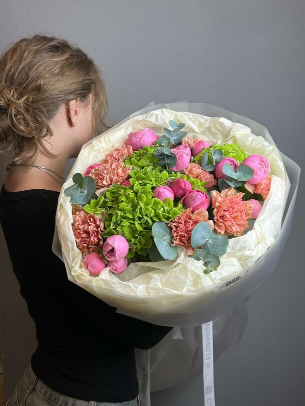 Букет the perfect yes 8120, артикул F1521142 - 11400 рублей, доставка по городу. Flawery - доставка цветов