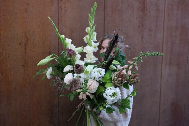 Артишоки, лилии, морковка и травы, артикул F1217617 - 23997 рублей, доставка по городу. Flawery - доставка цветов