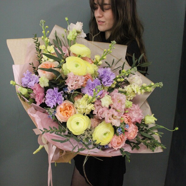 Скоро весна, артикул F63645 - 37041 рублей, доставка по городу. Flawery - доставка цветов