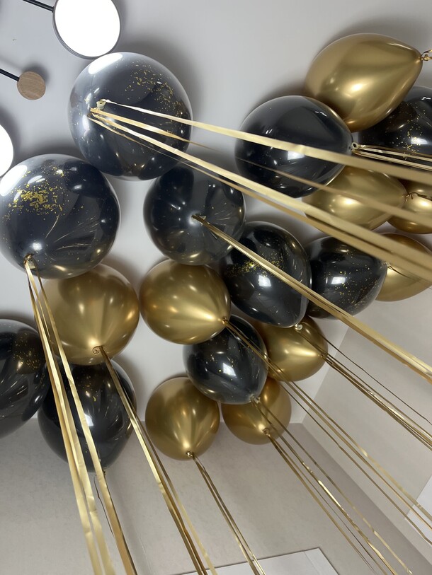 Шары под потолок 20 шт, артикул F1522496 - 5130 рублей, доставка по городу. Flawery - доставка цветов