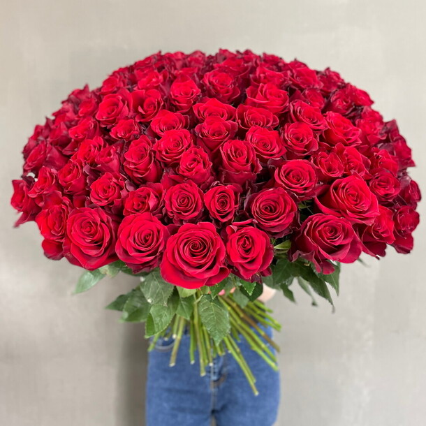 101 красная роза, артикул F1217181 - 25690 рублей, доставка по городу. Flawery - доставка цветов