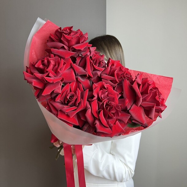 "7 красных французских роз", артикул F1437005 - 3290 рублей, доставка по городу. Flawery - доставка цветов