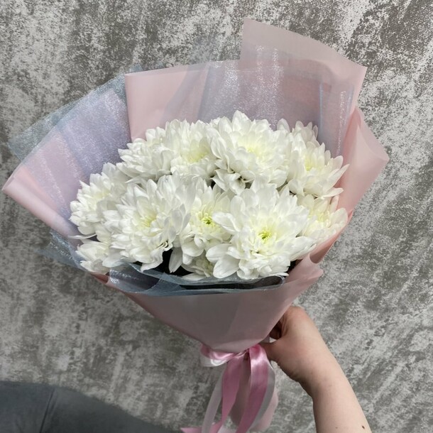 3 кустовые хризантемы, артикул F1245468 - 3200 рублей, доставка по городу. Flawery - доставка цветов