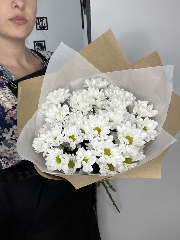 Стойкий букет хризантем, артикул F1318986 - 4160 рублей, доставка по городу. Flawery - доставка цветов