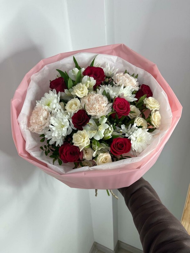 Букет "неожиданный повод", артикул F1384190 - 7500 рублей, доставка по городу. Flawery - доставка цветов