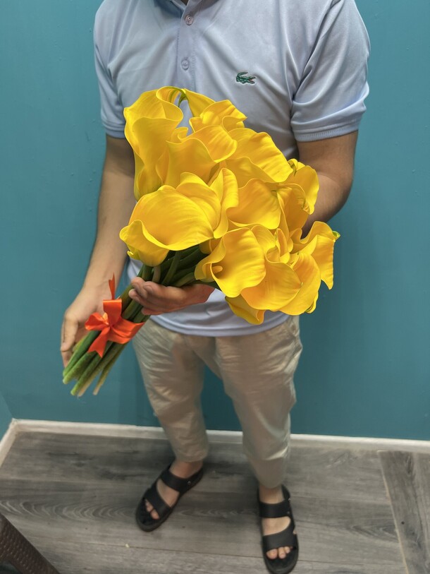 Жёлтые каллы, артикул F1204218 - 17714 рублей, доставка по городу. Flawery - доставка цветов