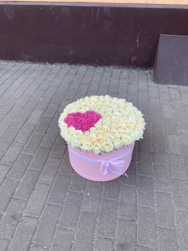 Сердце в коробке, артикул F1204227 - 35076 рублей, доставка по городу. Flawery - доставка цветов