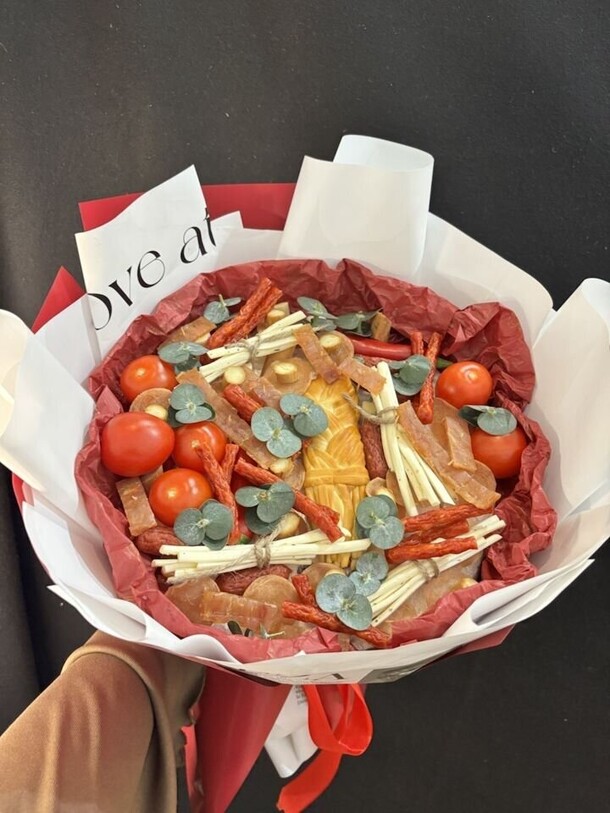 Гурман, артикул F1537372 - 3200 рублей, доставка по городу. Flawery - доставка цветов