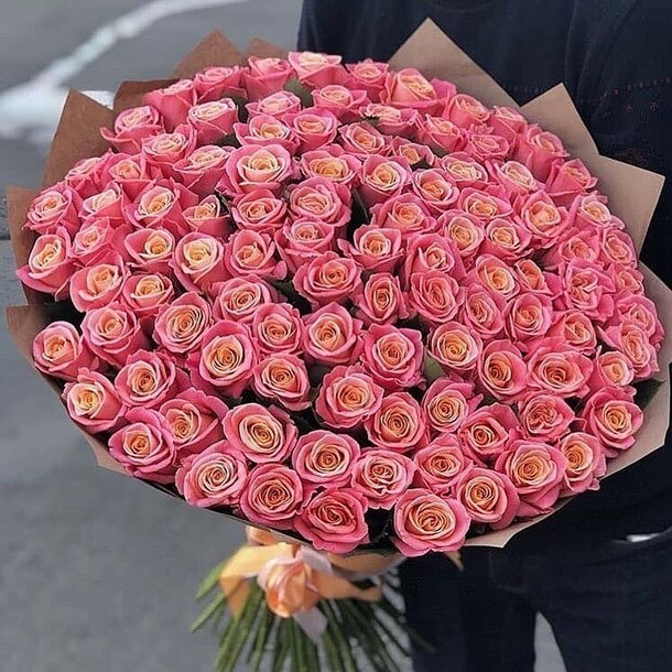 Роза мисс пигги, артикул F1138857 - 48990 рублей, доставка по городу. Flawery - доставка цветов