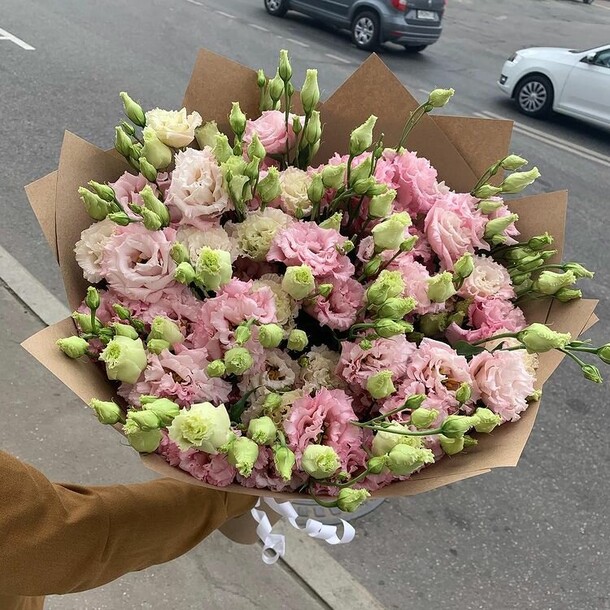 Эустома, артикул F1140328 - 17833 рублей, доставка по городу. Flawery - доставка цветов