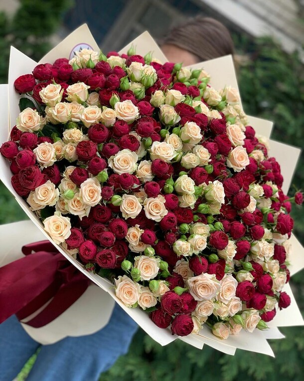 Огромный букет 💣, артикул F1143807 - 206775 рублей, доставка по городу. Flawery - доставка цветов