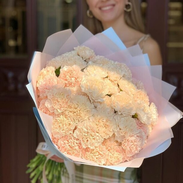 Гвоздика💮, артикул F1144948 - 13935 рублей, доставка по городу. Flawery - доставка цветов