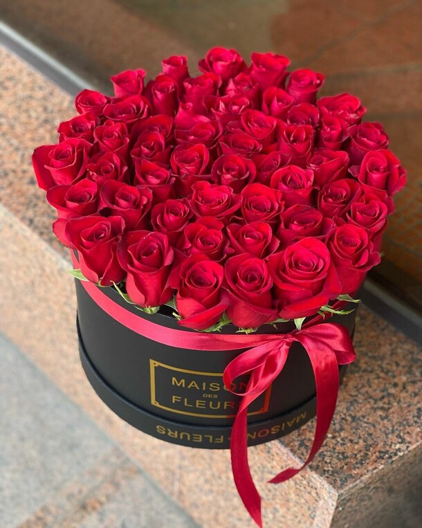 Розы в коробке💐, артикул F1147321 - 27589 рублей, доставка по городу. Flawery - доставка цветов