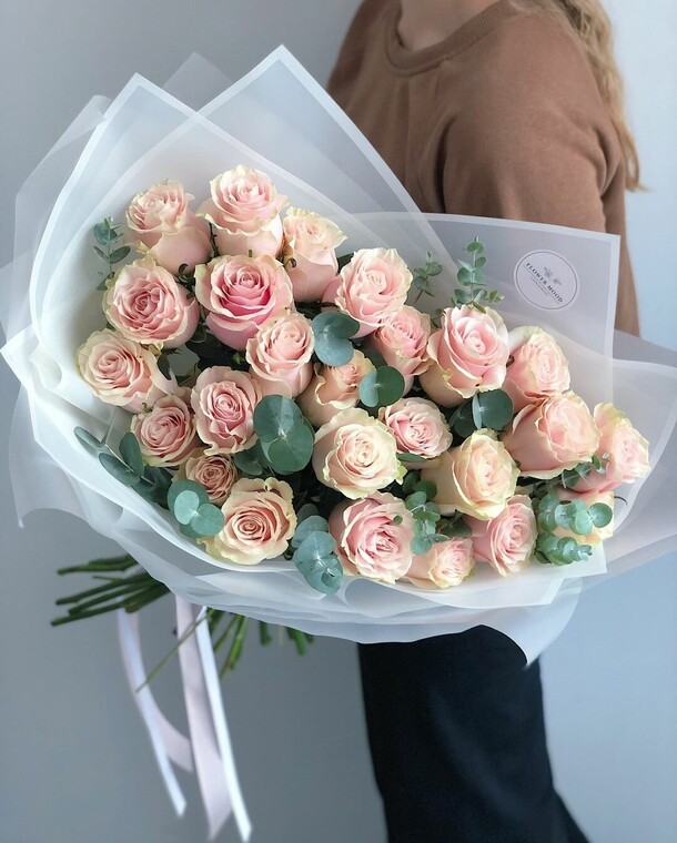 Роза кения, артикул F1163201 - 24518 рублей, доставка по городу. Flawery - доставка цветов