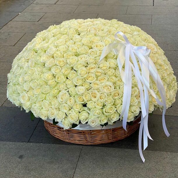 Корзина из 501 розы, артикул F1205913 - 173437 рублей, доставка по городу. Flawery - доставка цветов