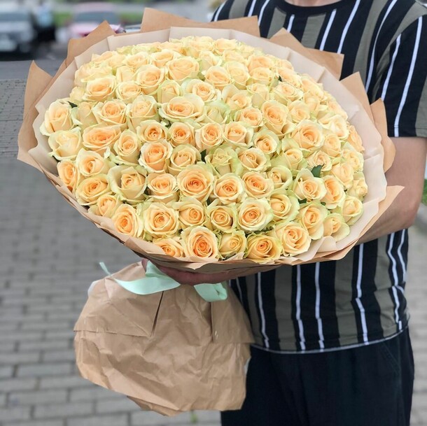 Пинч аваланж, артикул F93024 - 44536 рублей, доставка по городу. Flawery - доставка цветов