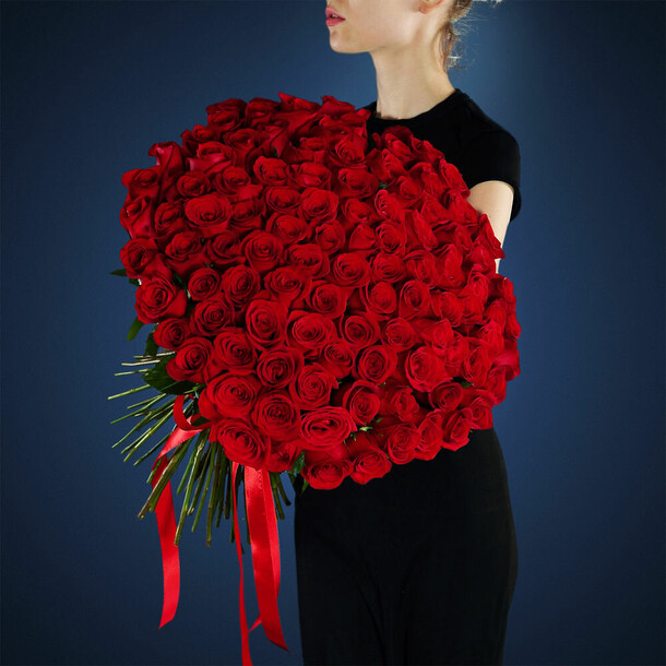 101 комплимент, артикул F1149304 - 43302 рублей, доставка по городу. Flawery - доставка цветов