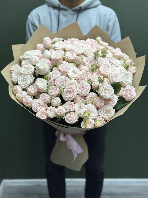 Мадам бомбастик, артикул F1226321 - 52518 рублей, доставка по городу. Flawery - доставка цветов