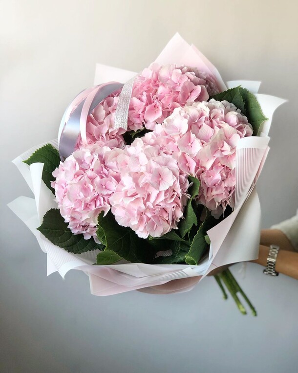Нежные гортензии, артикул F51295 - 9862 рублей, доставка по городу. Flawery - доставка цветов