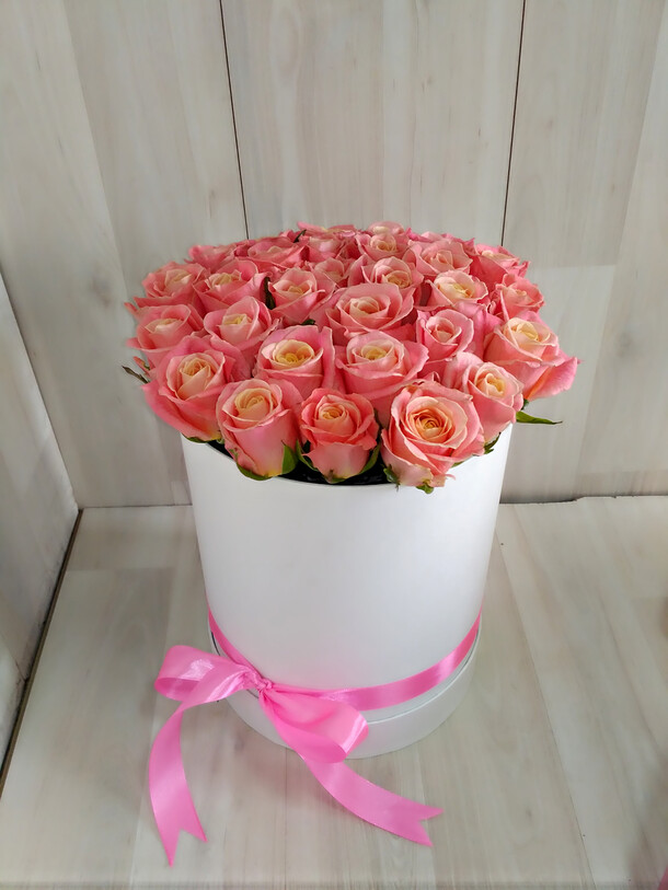 Сказочный букет, артикул F23700 - 11787 рублей, доставка по городу. Flawery - доставка цветов