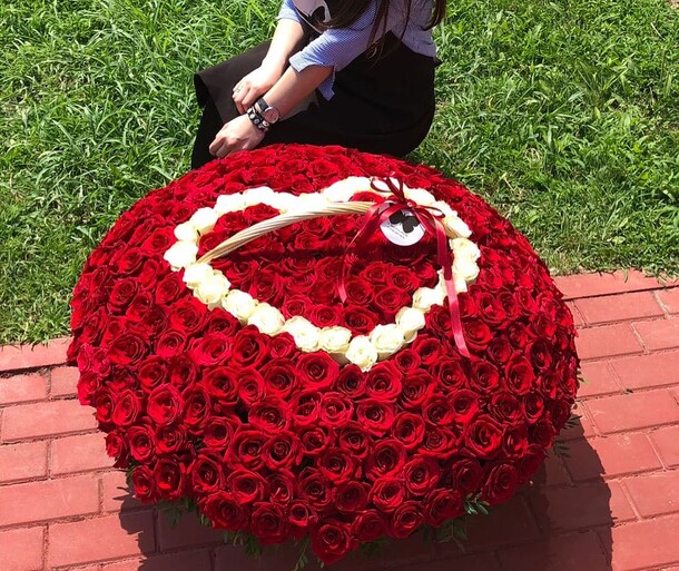 Вдохновение, артикул F24275 - 179623 рублей, доставка по городу. Flawery - доставка цветов