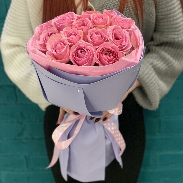 Букет из 15 розовых роз, артикул F1405674 - 2710 рублей, доставка по городу. Flawery - доставка цветов