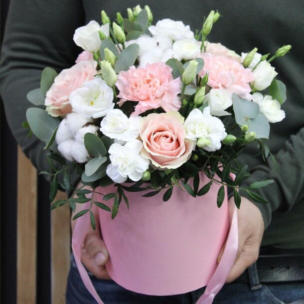 Коробочка нежность, артикул F1065987 - 6200 рублей, доставка по городу. Flawery - доставка цветов