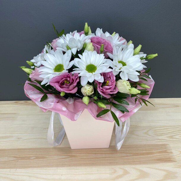 Коробочка сборная, артикул F109516 - 1990 рублей, доставка по городу. Flawery - доставка цветов