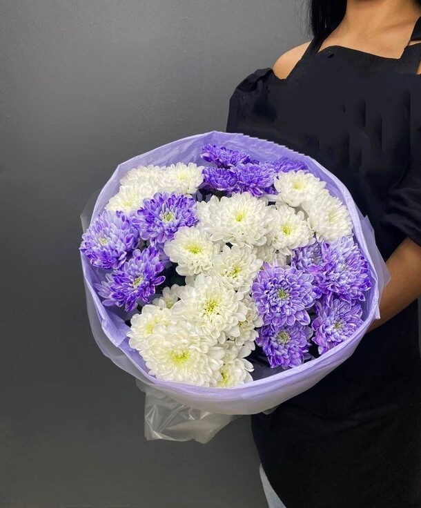 7 кустовых хризантем, артикул F1129122 - 3850 рублей, доставка по городу. Flawery - доставка цветов