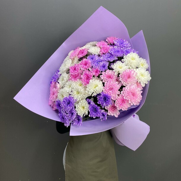 Букет из 15 кустовых хризантем, артикул F1141544 - 7450 рублей, доставка по городу. Flawery - доставка цветов